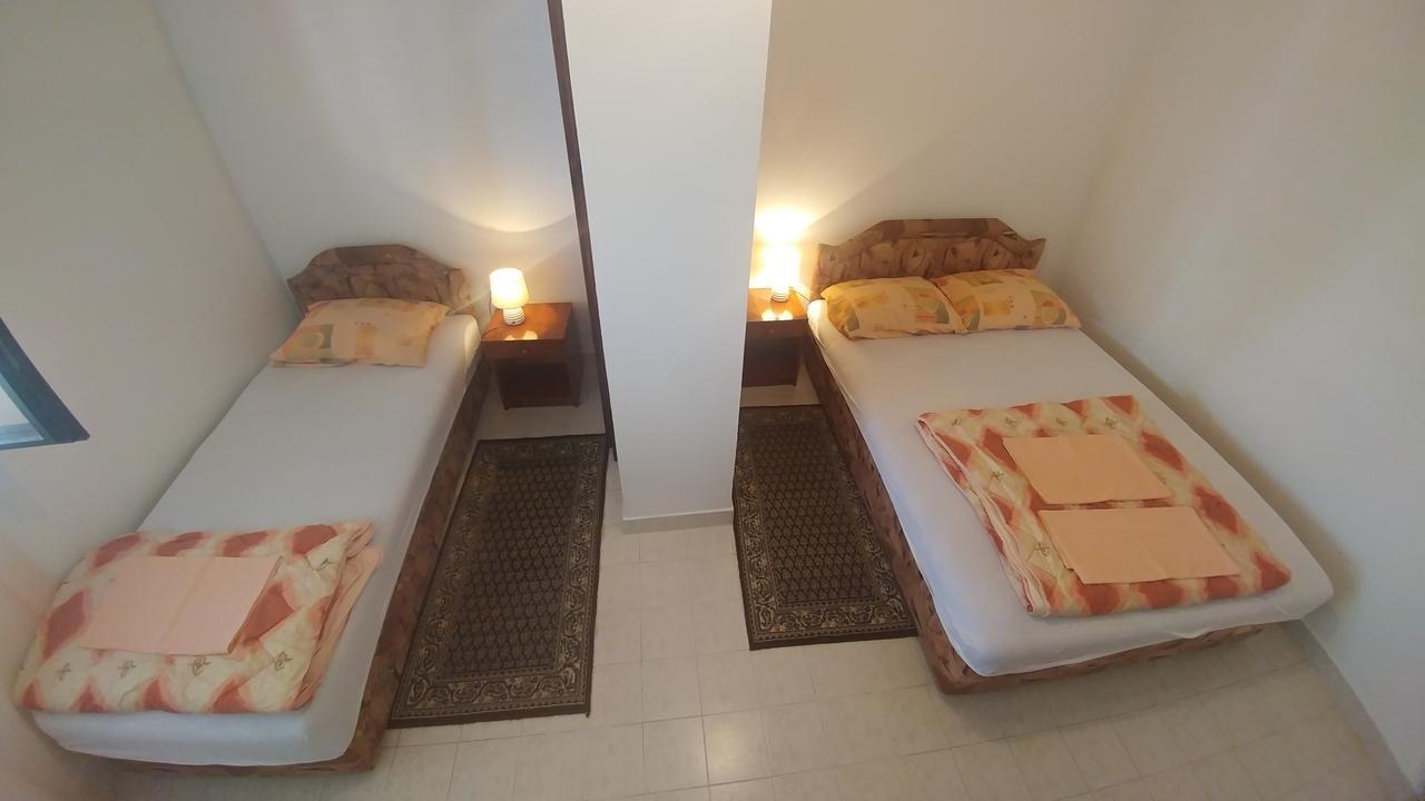 Apartmani Vitic Бар Экстерьер фото