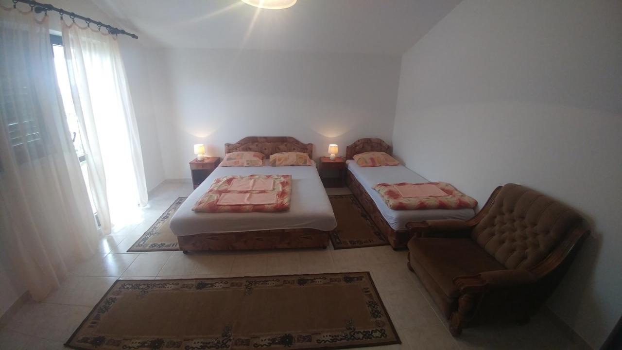 Apartmani Vitic Бар Экстерьер фото