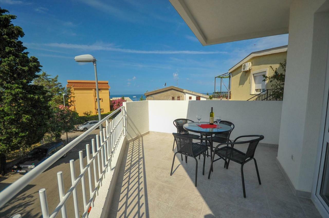 Apartmani Vitic Бар Экстерьер фото