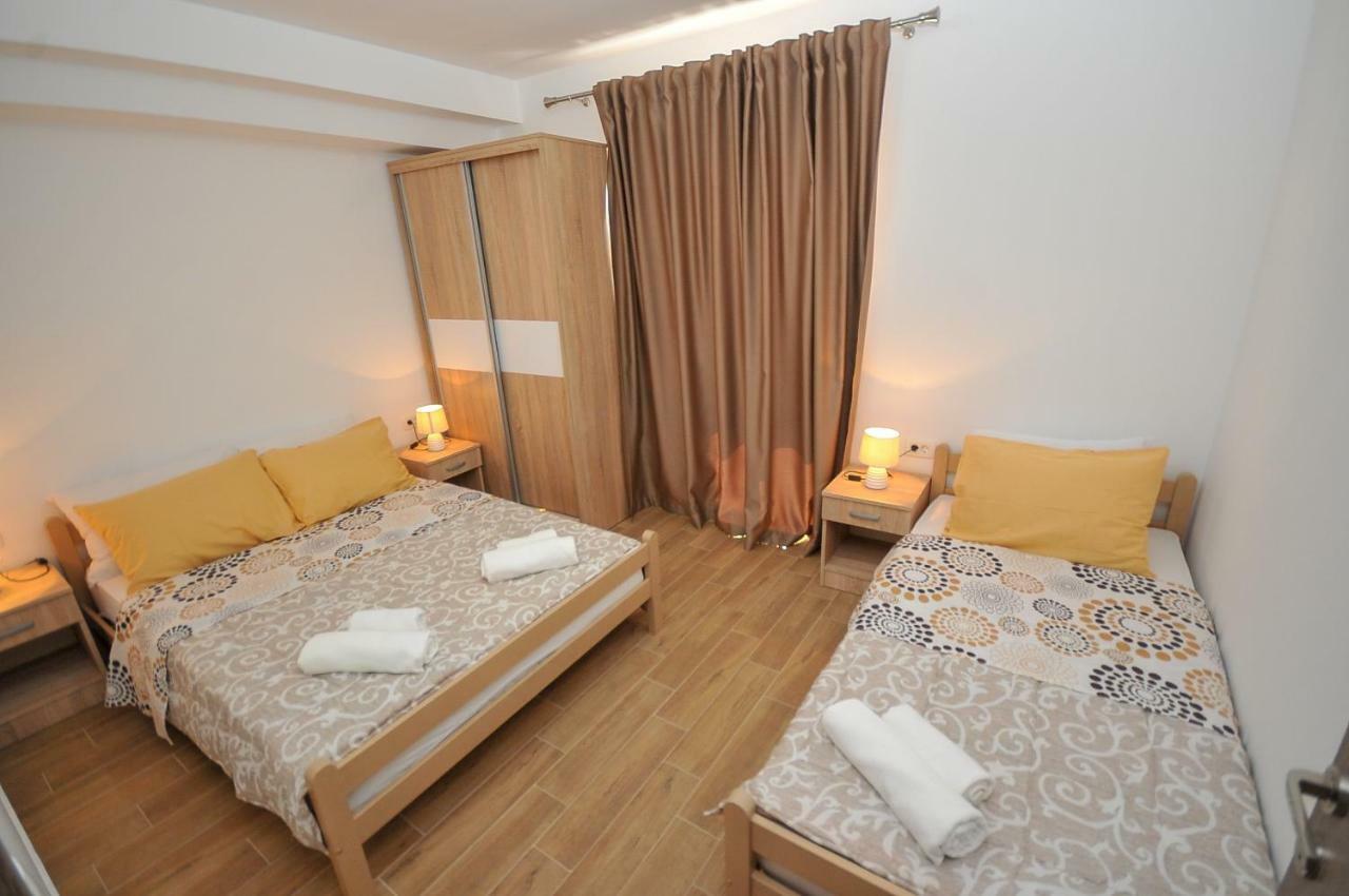 Apartmani Vitic Бар Экстерьер фото