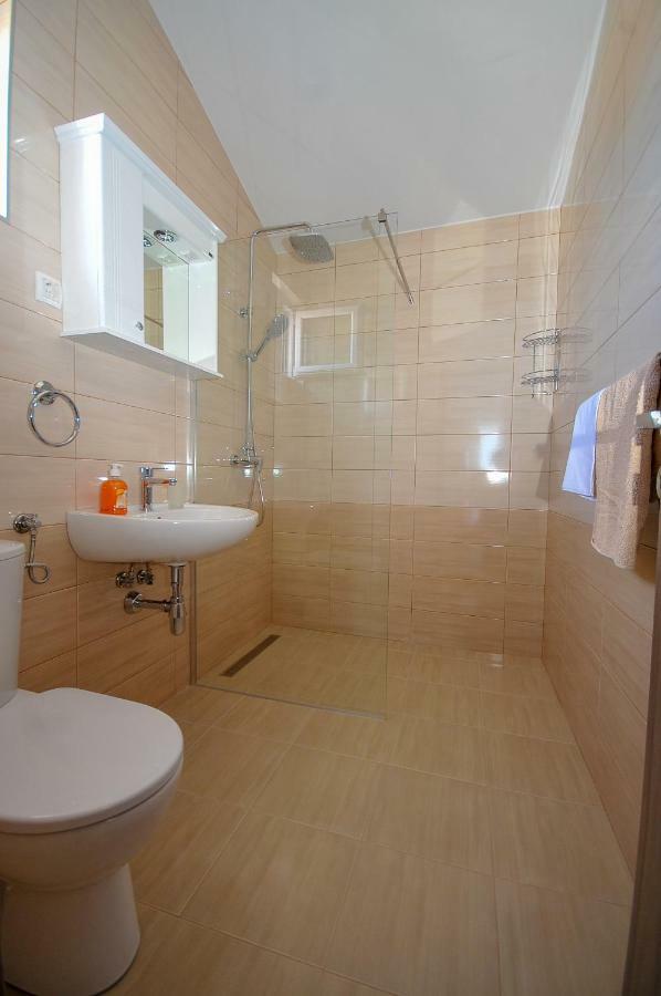 Apartmani Vitic Бар Экстерьер фото